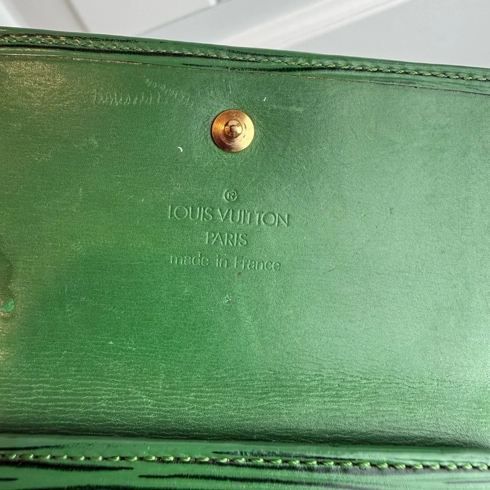 Louis Vuitton Epi Green Elise double side Wallet *Authentic*